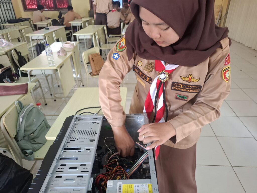 Gambar WhatsApp 2025-04-10 pukul 10.40.38_84ec5238