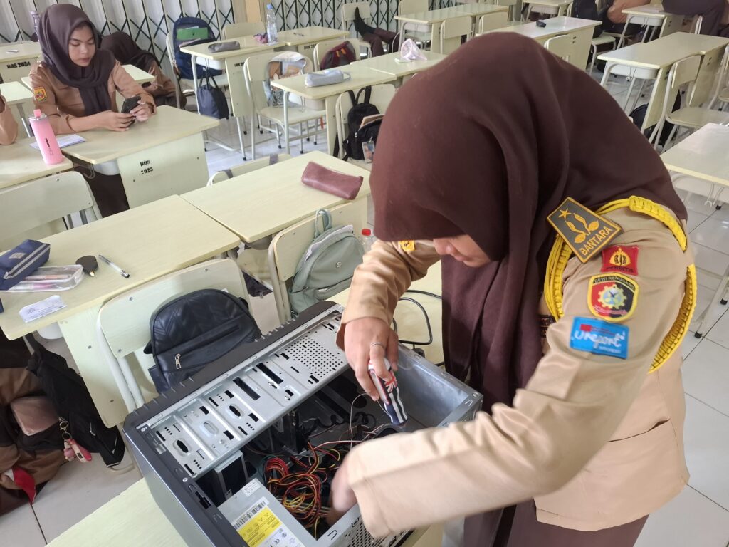 Gambar WhatsApp 2025-04-10 pukul 10.54.11_cf80f219
